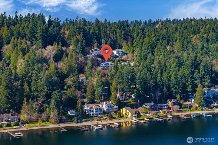 Property Photo: 17003 SE 14th Lane WA 98008