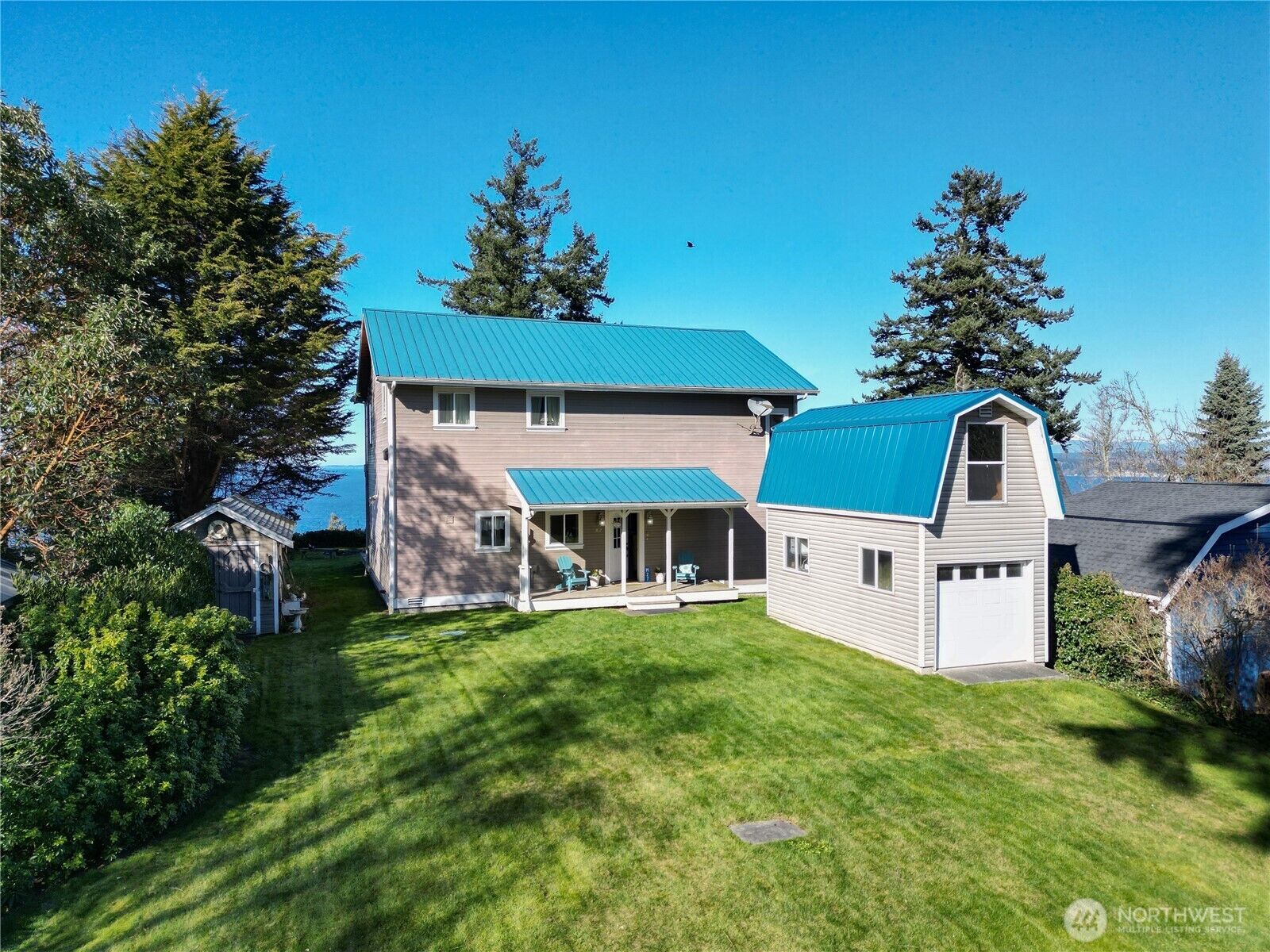 Property Photo:  27  M Cascade Drive  WA 98206 