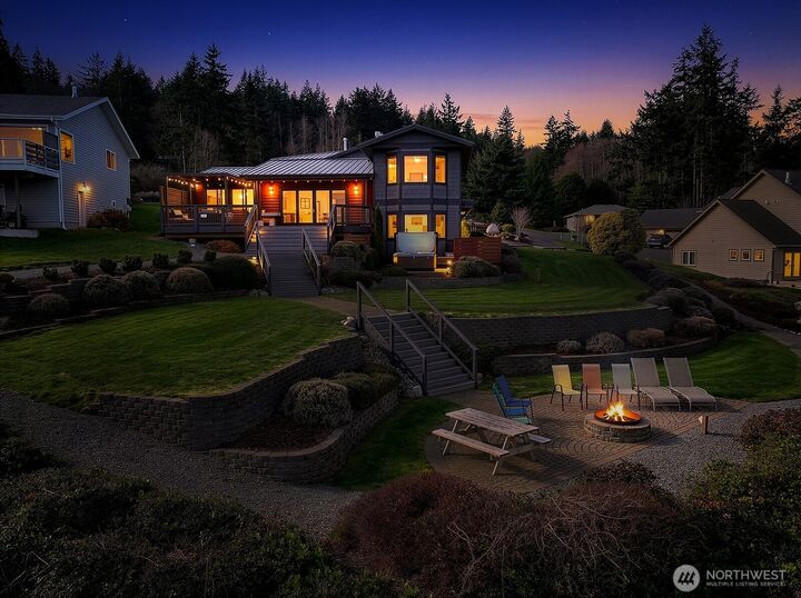 Property Photo:  896  Snowshoe Place  WA 98253 