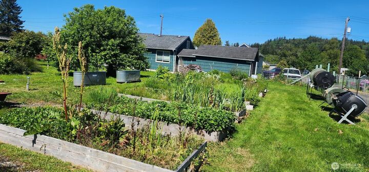 Property Photo:  1015  Randall Street  WA 98520 