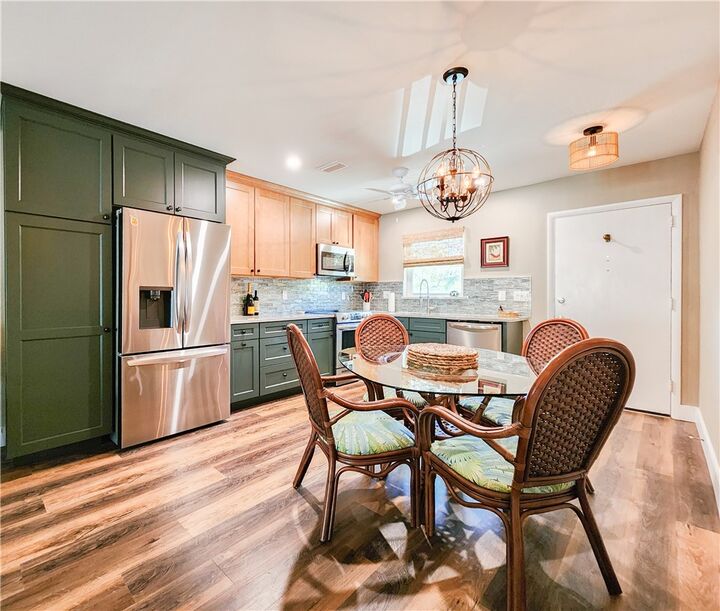 Property Photo:  2800 Indian River Boulevard 8M  FL 32960 