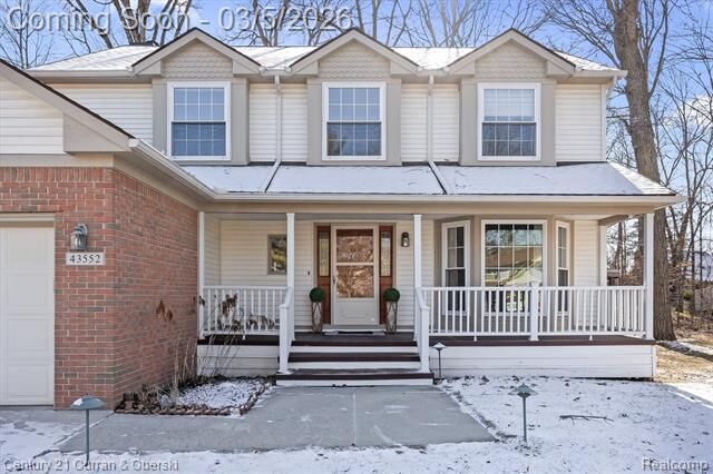 Property Photo:  43552 Karli Lane  MI 48188 