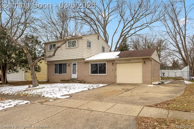 Property Photo:  23225 Albion Avenue  MI 48336 