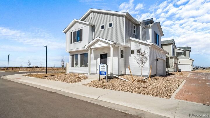 Property Photo:  622 Wagon Wheel Way  CO 80102 