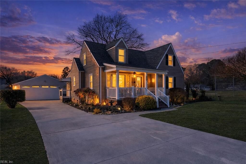 Property Photo: 2429 Woolsey St VA 23513