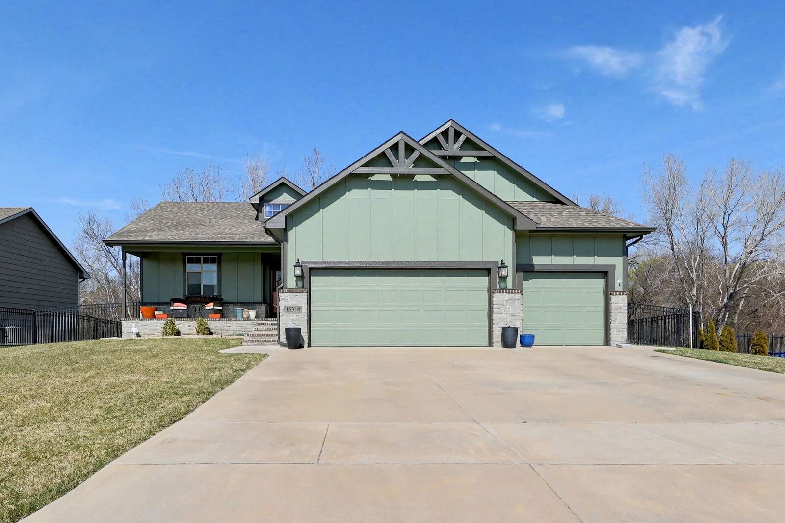 Property Photo:  15310 E Woodcreek St  KS 67230 