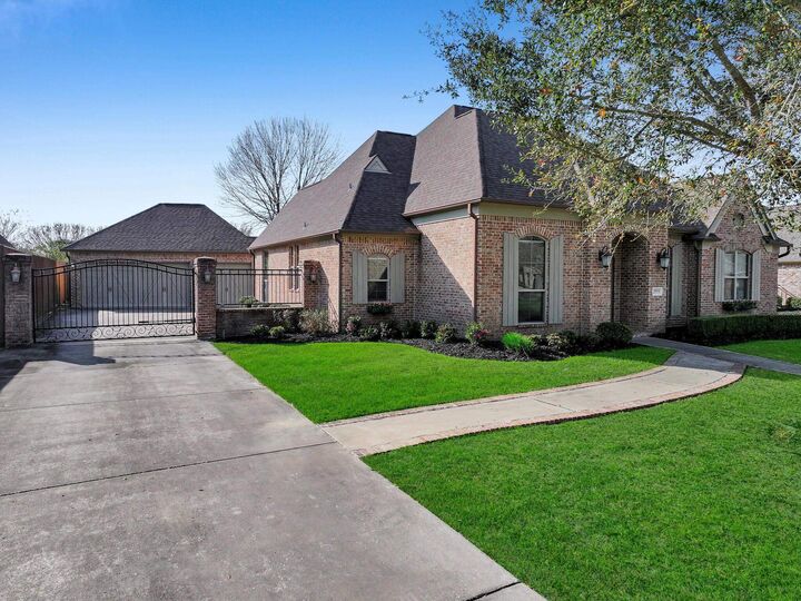Property Photo:  2555 Amberwood Dr.  TX 77713 