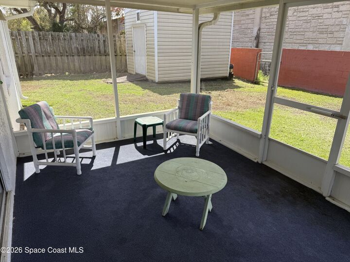 Property Photo: 2500 Christine Drive FL 32796
