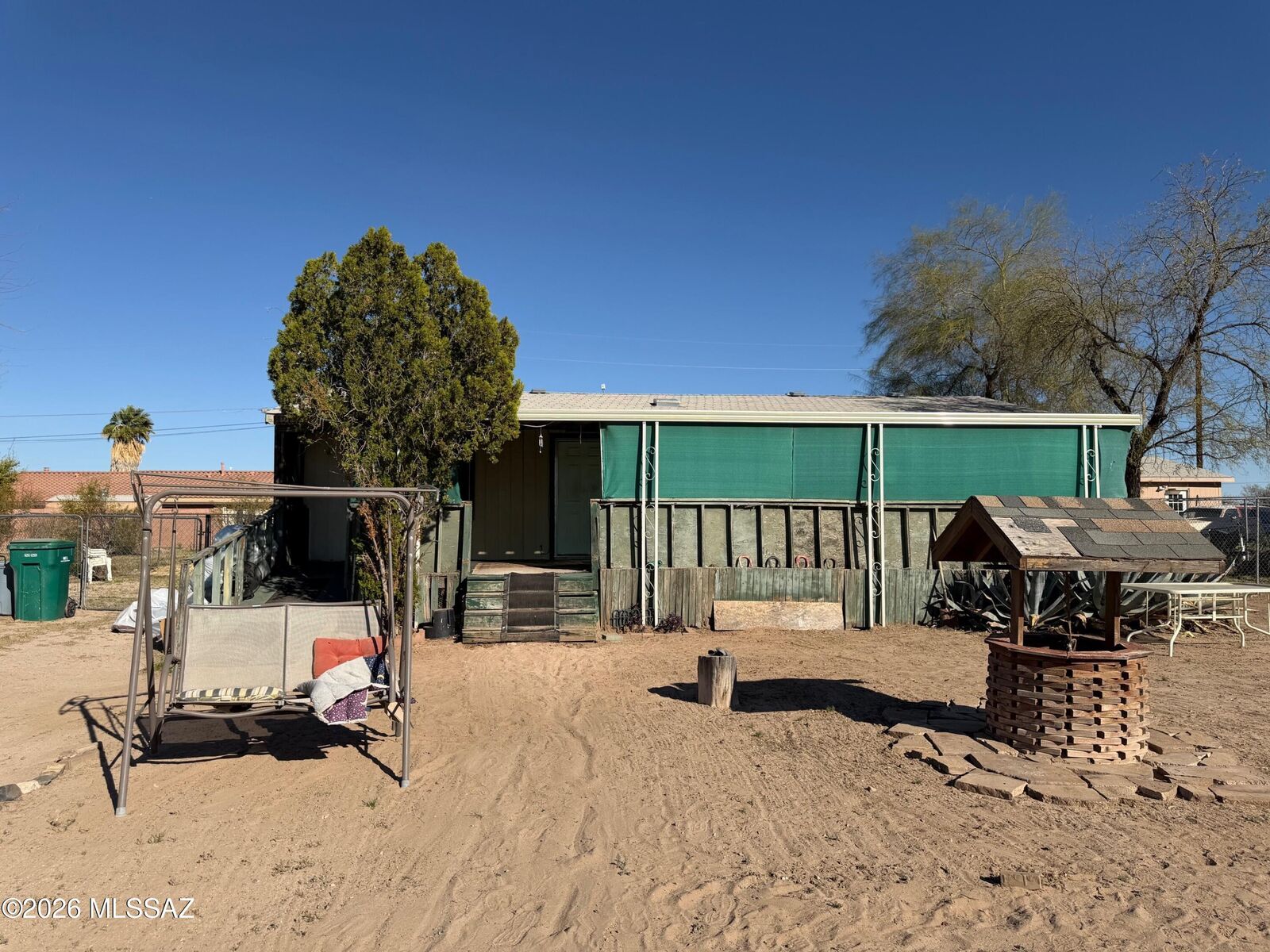 Property Photo:  12620 N Hendricks Drive  AZ 85653 