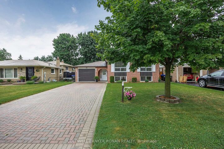 Photo de la propriété:  39 Mitchell Avenue  ON L9R 1C9 