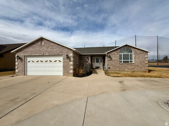 Property Photo: 571 Areva Rd UT 84066