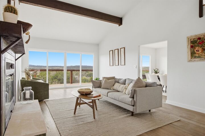 Property Photo:  5203 Cueva Drive  TX 78738 