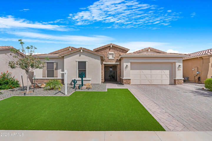 Property Photo:  7257 S Kachina Place  AZ 85118 