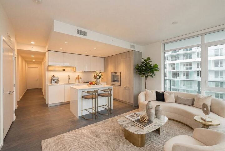 6200 Minoru Boulevard 802 — photo 1