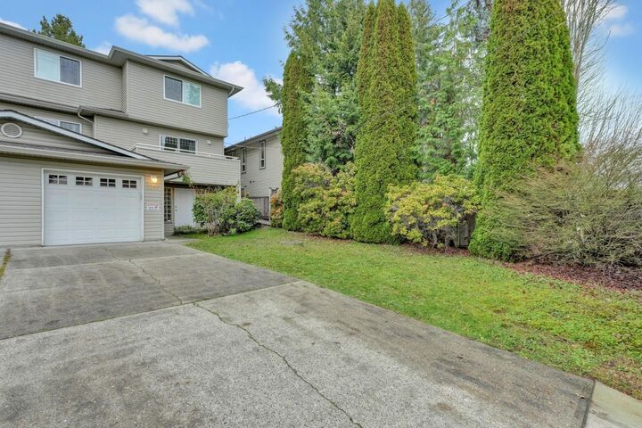 Property Photo: 1067 Dansey Avenue BC V3K 3H2