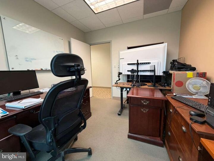 Property Photo:  1984 Isaac Newton Square W 205  VA 20190 