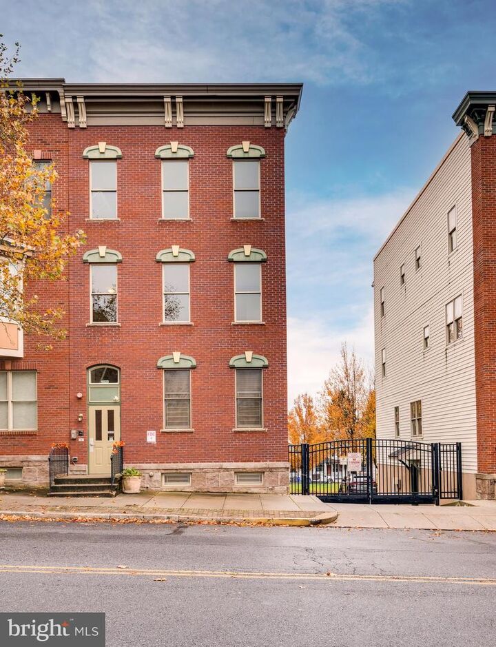 Property Photo:  1020 Penn Street B  PA 19602 