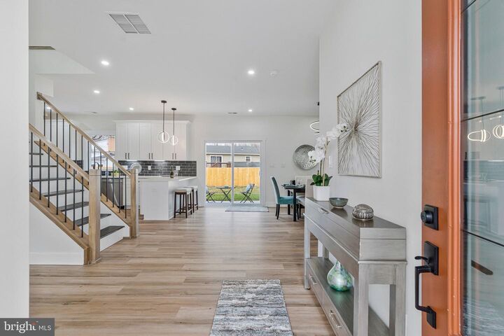 Property Photo:  656 Stuart Court  VA 20170 