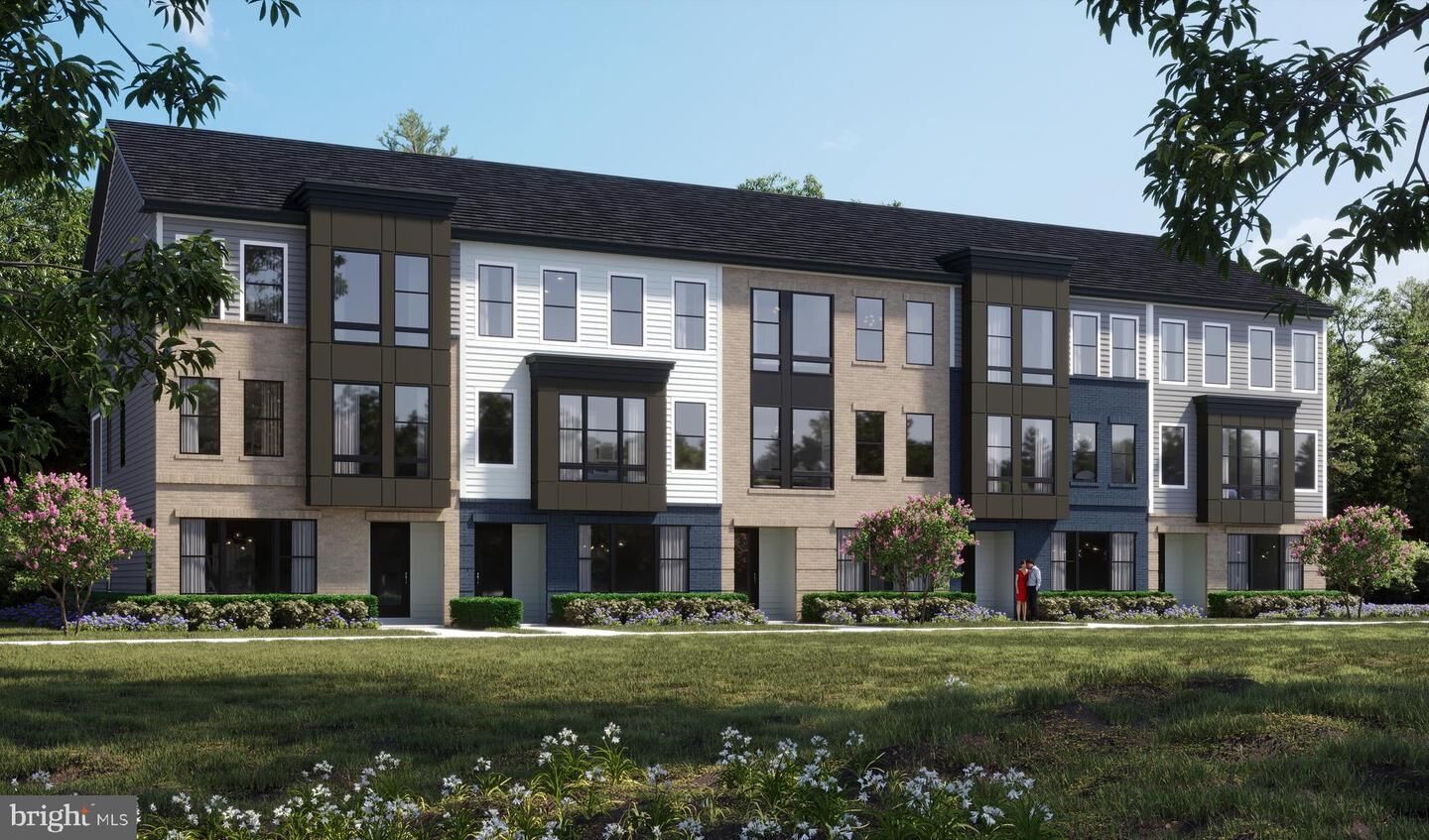 Property Photo:  129 Summit Point Boulevard 11J  MD 20716 