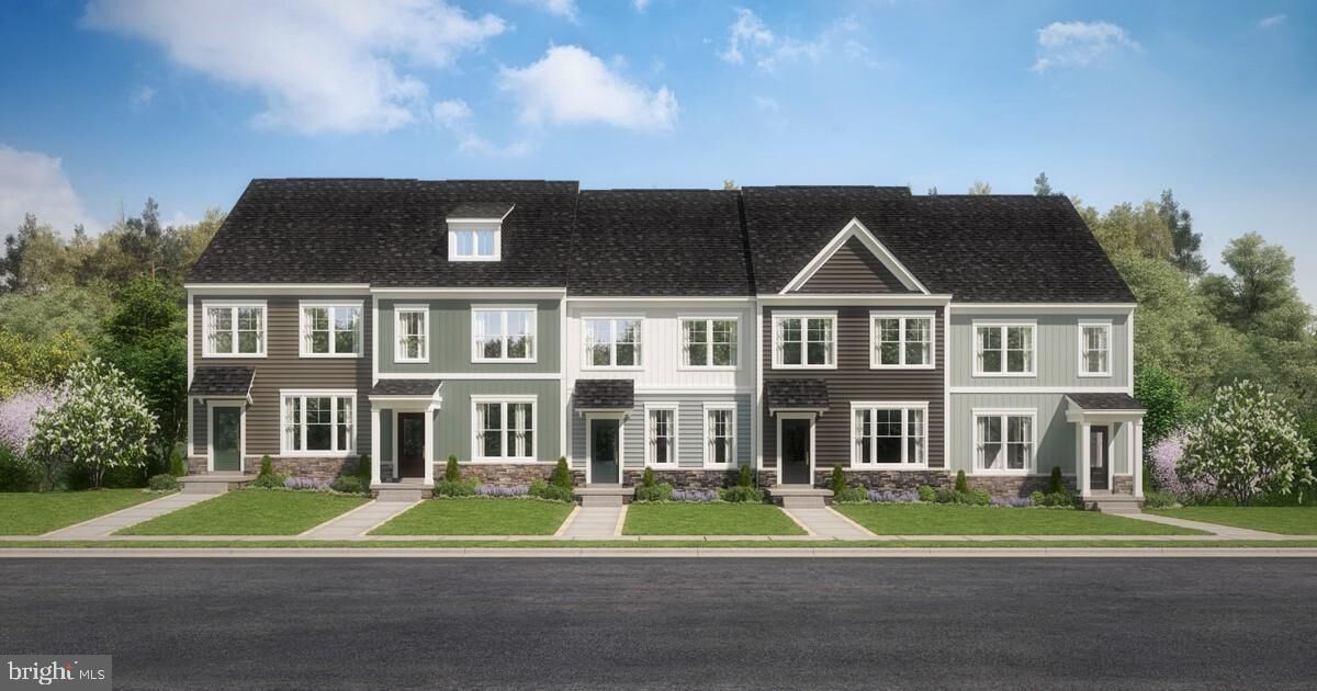 Property Photo: 2005 Twisted Oak Place MD 21076