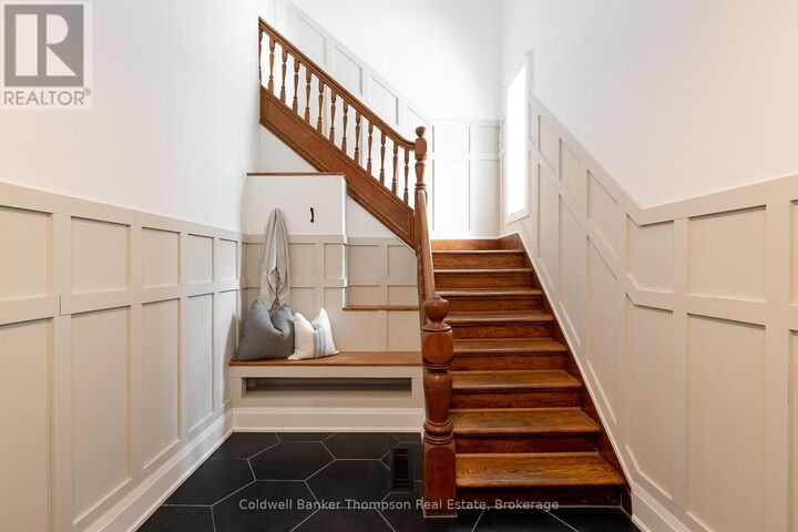 Property Photo: 17 West Street North ON P1H 1X6