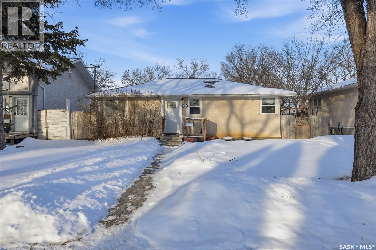 Property Photo: 118 Ottawa Street SK S4R 1N2