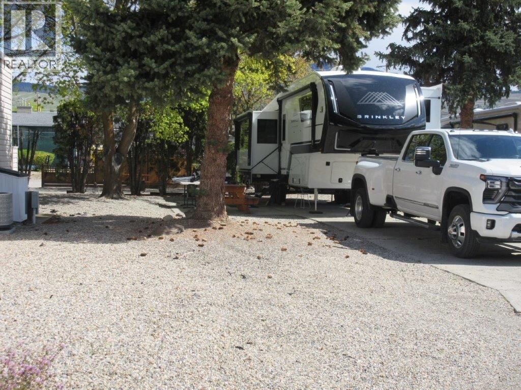 Property Photo:  415 Commonwealth Road 741  BC V4V 1P4 