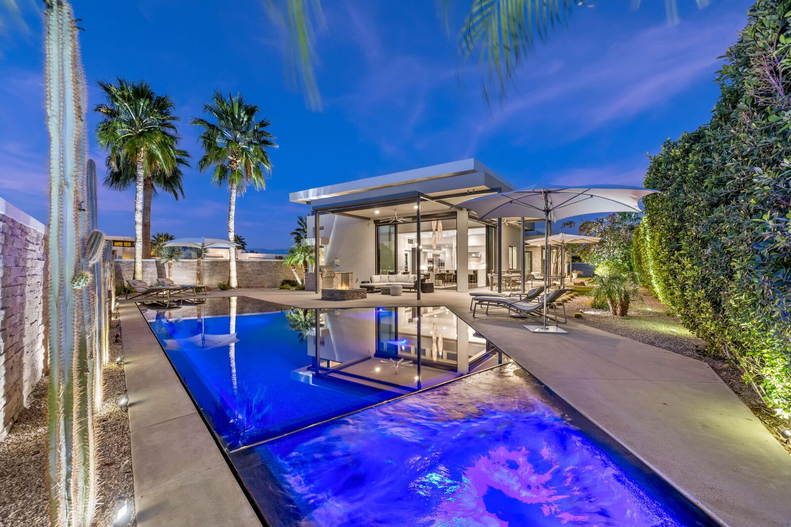 Property Photo:  23 Emerald Court  CA 92270 