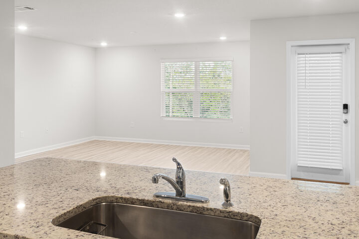 Property Photo:  848 Otto Loop  FL 32539 