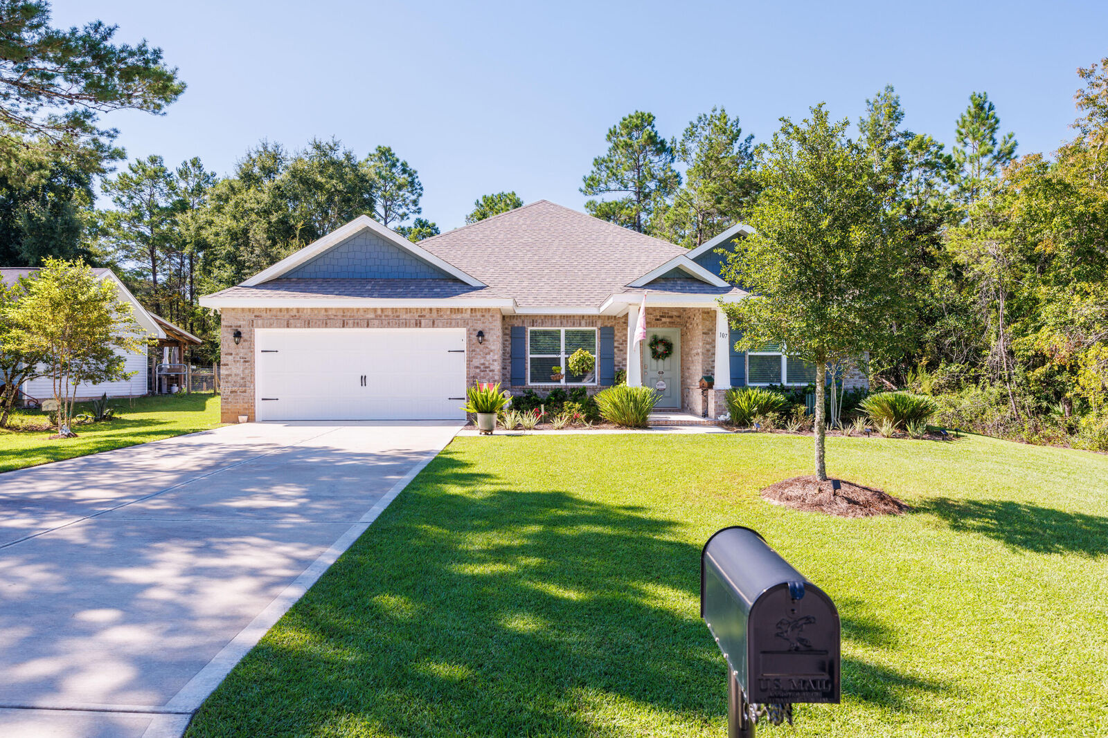 Property Photo:  107 Magnolia Landing Drive  FL 32439 
