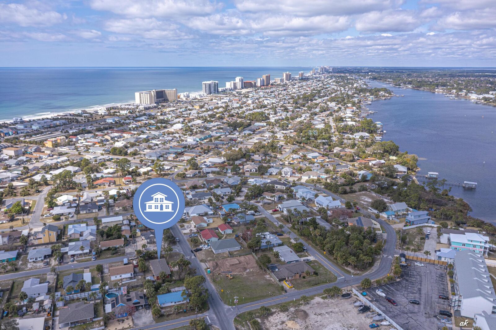 Property Photo: 5213 Trelawney Avenue FL 32408