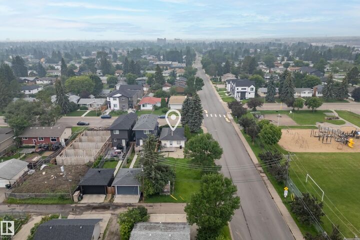 Property Photo: 15321 110 Avenue NW AB T5P 1E4