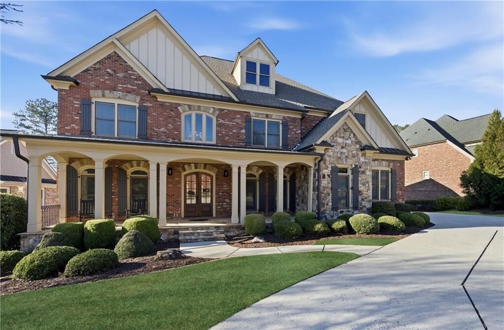 Property Photo:  5224 Brendlynn Drive  GA 30024 