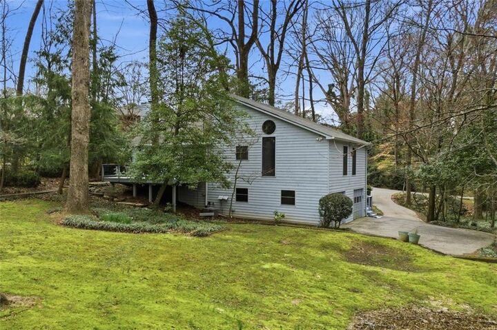 Property Photo:  2490 Stoney Brook Lane NE  GA 30062 