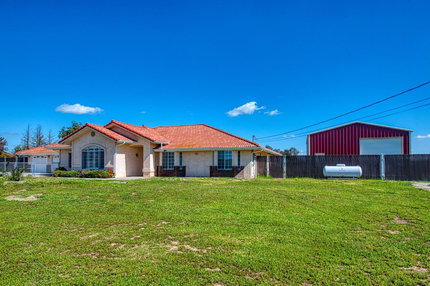 Property Photo:  16601 La Canada Road  CA 93636 