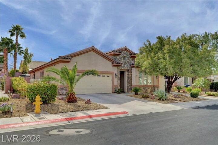 Property Photo:  2399 Winter Cliffs Street  NV 89052 