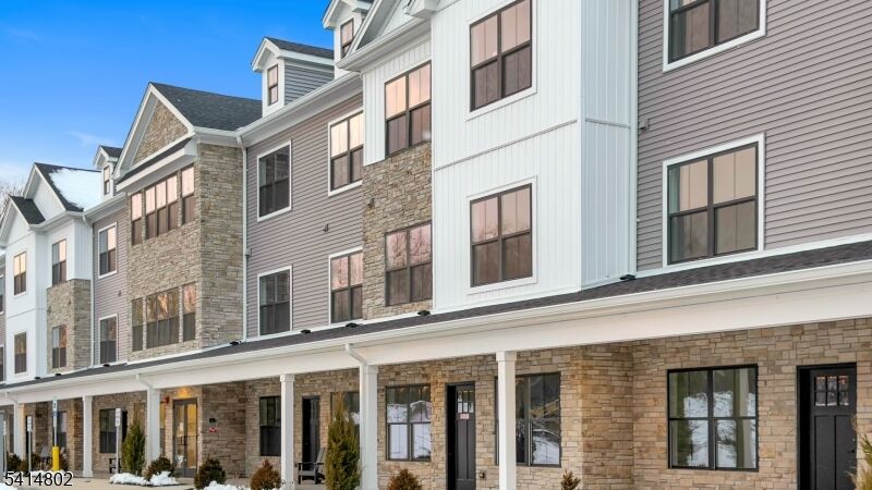 Property Photo:  308 Encampment Court 308  NJ 07082 