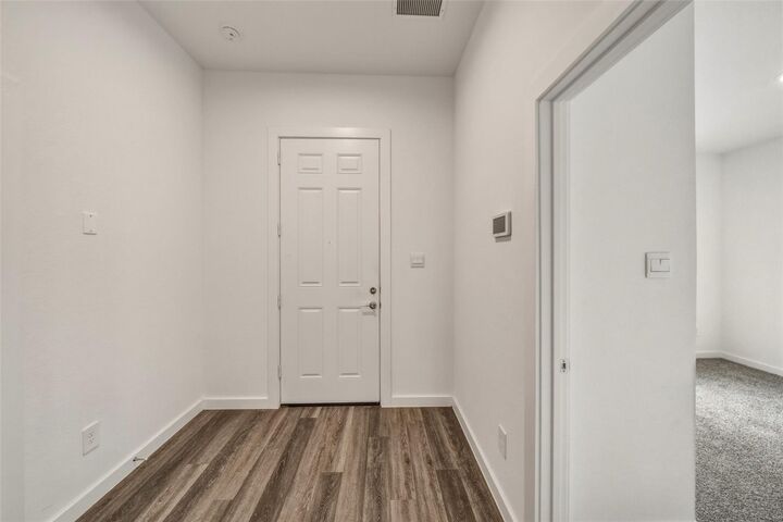 Property Photo: 1613 Sunbend Lane TX 77493