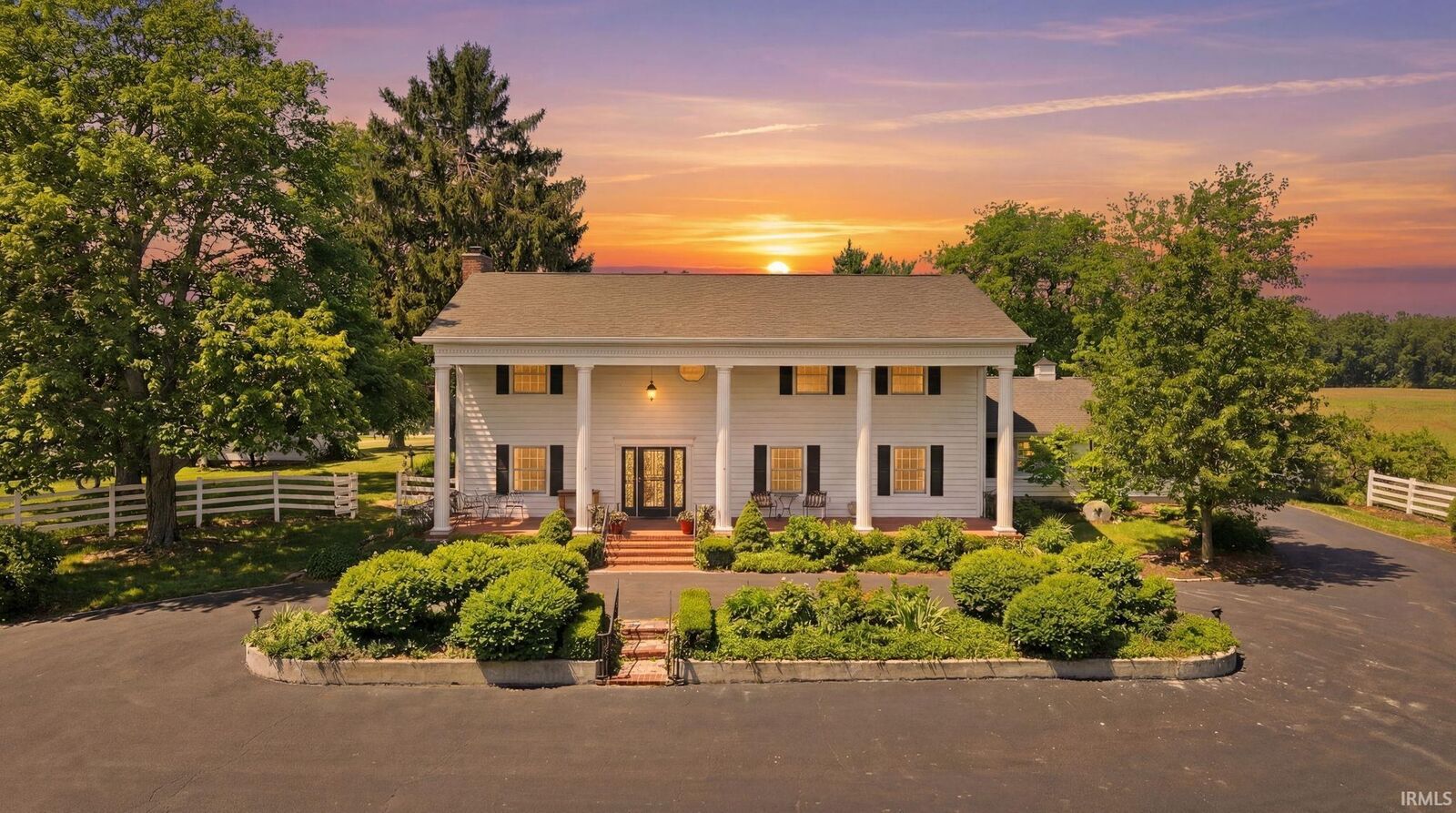 Property Photo:  3083 County Rd 36  IN 46706 