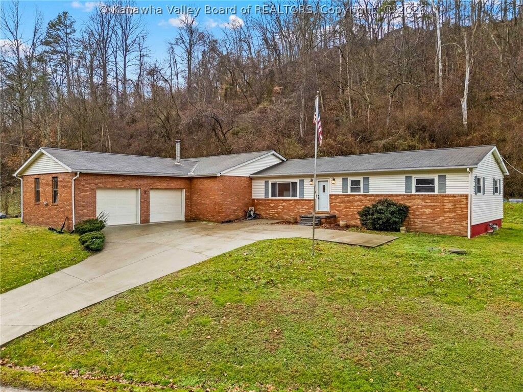 Property Photo:  158 Ranch Lake Boulevard  WV 25560 