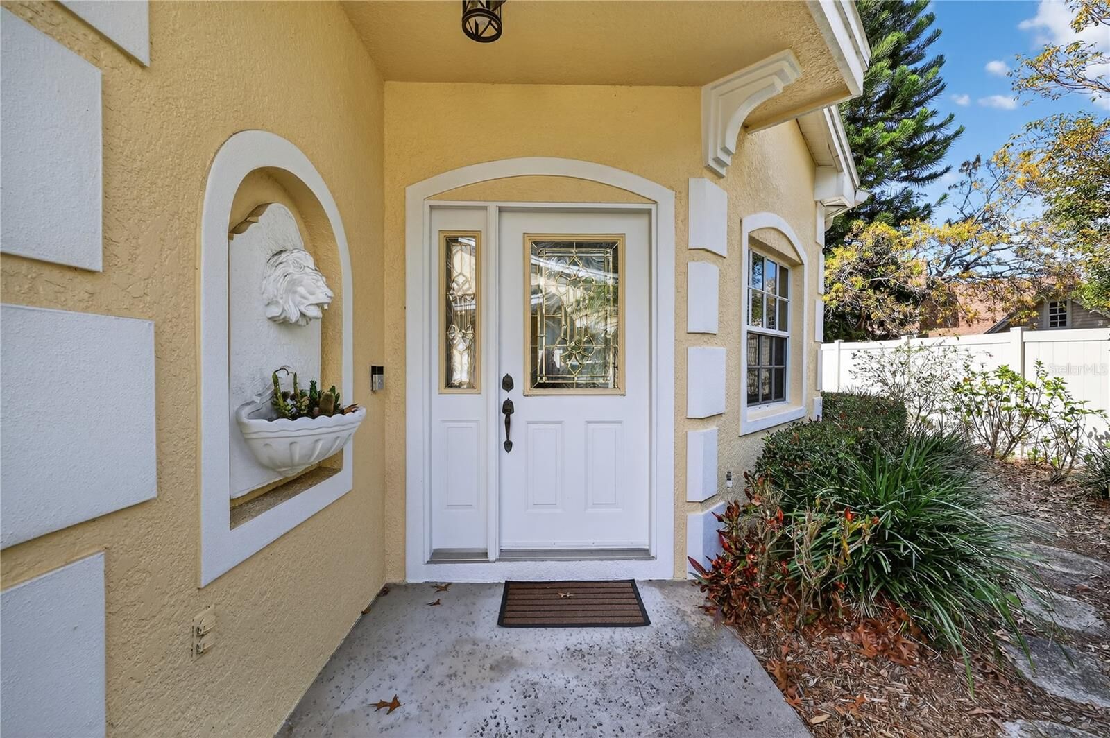 Property Photo:  2189 Oak Forest Lane  FL 34683 