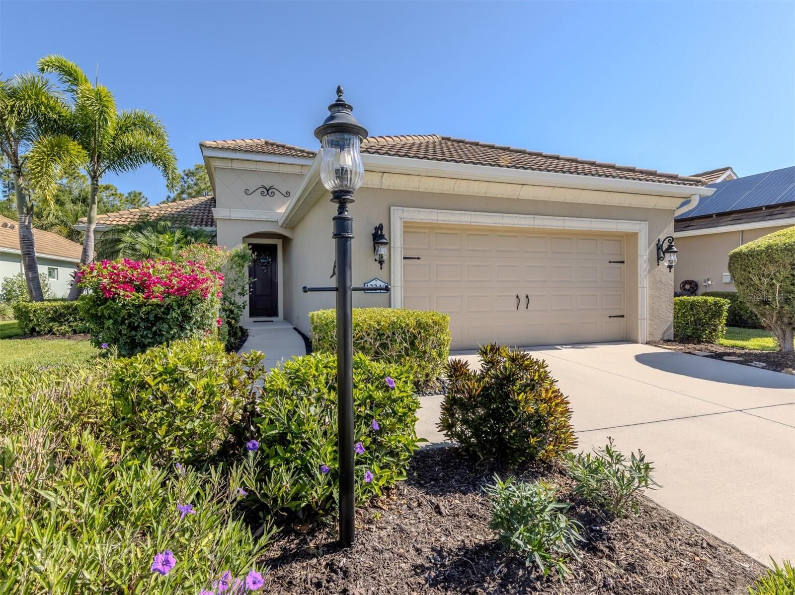 Property Photo: 12240 Stuart Drive FL 34293