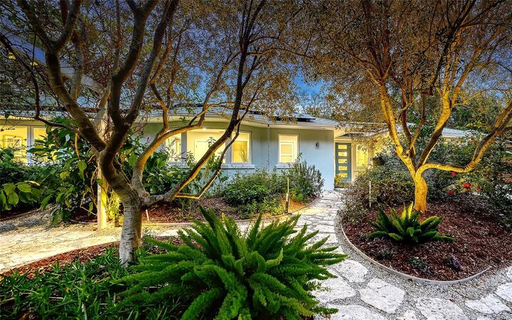 Property Photo:  1731 Cunliff Lane  FL 34239 