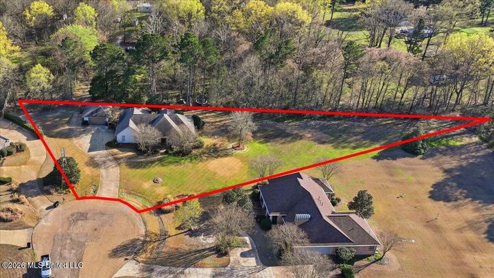 Property Photo:  226 Meadowlands Drive  MS 39047 