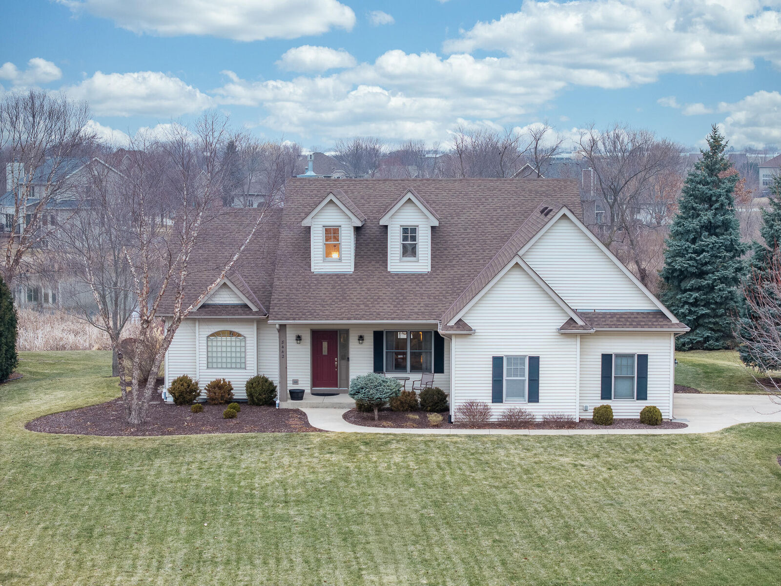 Property Photo:  8442 E Ridge Dr  WI 53158 