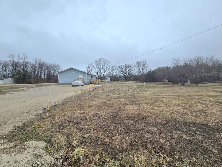 Property Photo:  5885 73 1/2 Street  MI 49090 