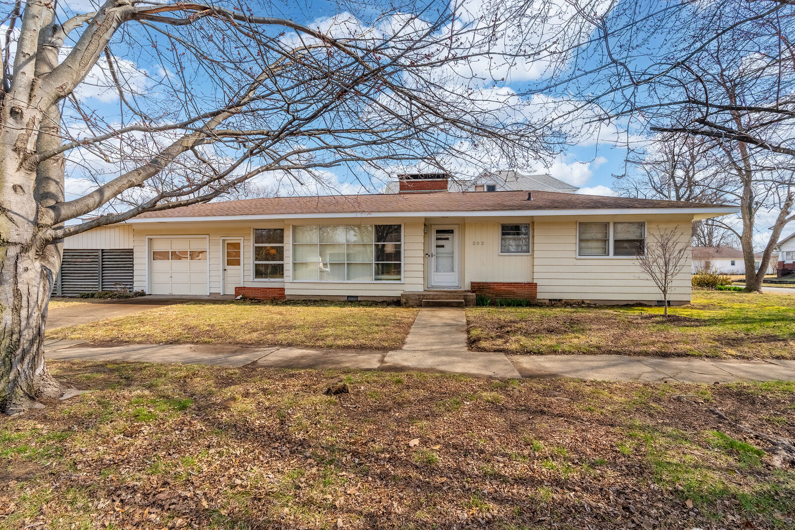 Property Photo:  202 N 21st Street  IL 62966 
