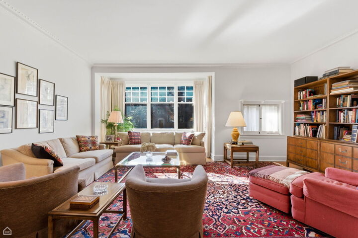 Property Photo:  1222 E 56th Street  IL 60637 