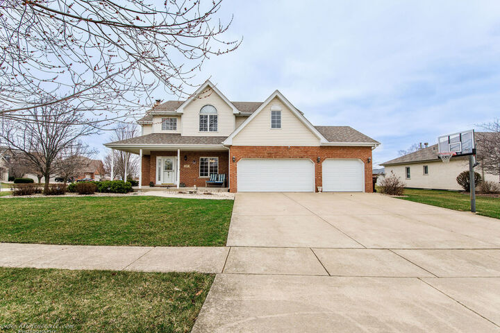 Property Photo:  617 The Hague  IL 60468 