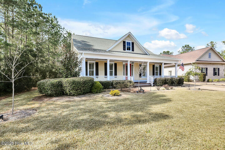 Property Photo:  1090 Evangeline Drive  NC 28451 
